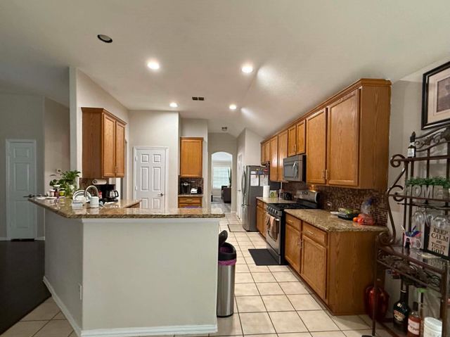 1129 Miramar Avenue, Desoto, TX 75115