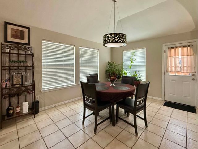 1129 Miramar Avenue, Desoto, TX 75115