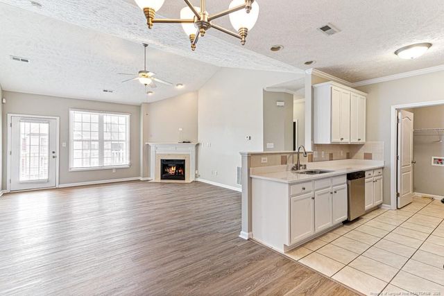 1324 Kershaw Loop 207, Fayetteville, NC 28314