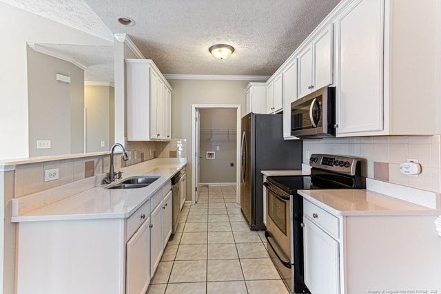 1324 Kershaw Loop 207, Fayetteville, NC 28314