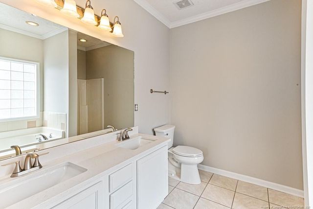 1324 Kershaw Loop 207, Fayetteville, NC 28314
