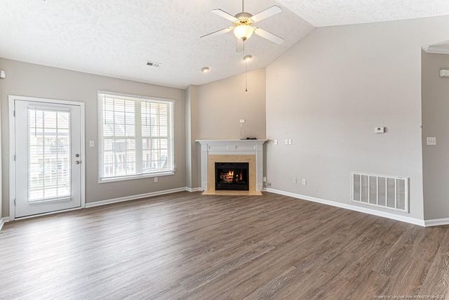 1324 Kershaw Loop 207, Fayetteville, NC 28314