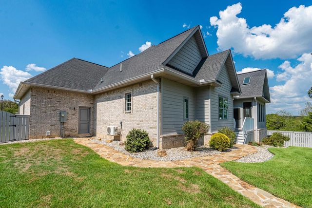 131 Damian Ct, Hot Springs, AR 71901