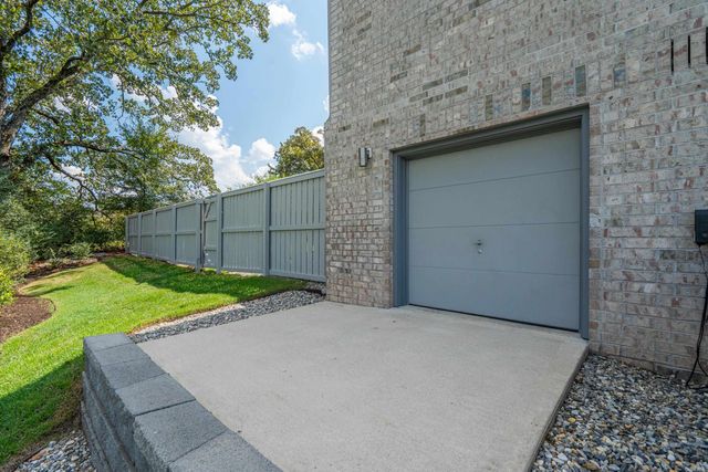 131 Damian Ct, Hot Springs, AR 71901