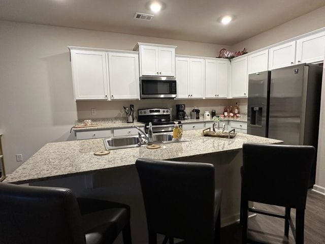 5216 Barberry Avenue, Oakwood, GA 30566