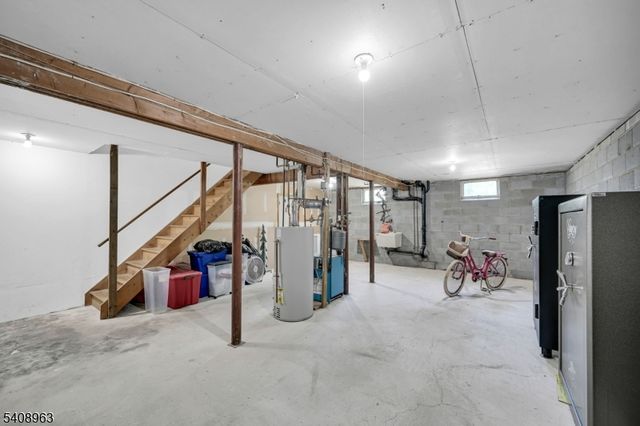 28 Brady Rd, Other Orange County, NY 10990