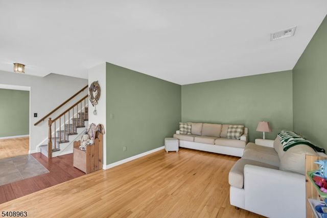 28 Brady Rd, Other Orange County, NY 10990