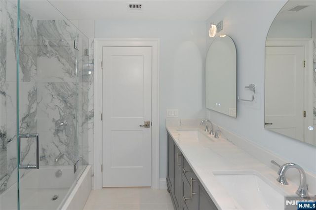 31 Albert Avenue, Fair Lawn, NJ 07410