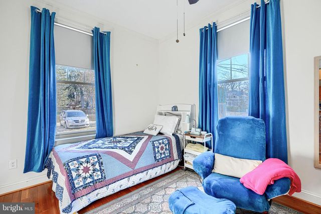 2215 SOUTH RD, Baltimore, MD 21209