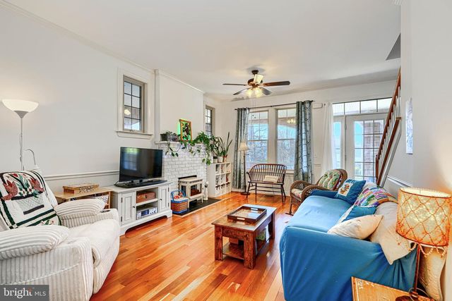 2215 SOUTH RD, Baltimore, MD 21209