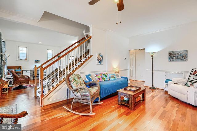 2215 SOUTH RD, Baltimore, MD 21209