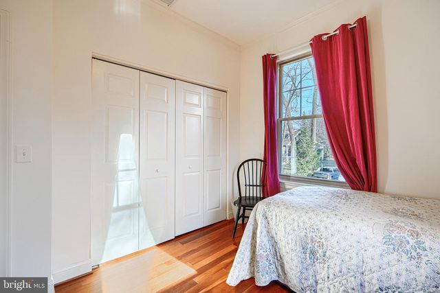 2215 SOUTH RD, Baltimore, MD 21209