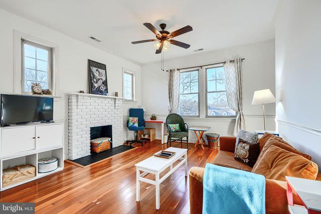 2215 SOUTH RD, Baltimore, MD 21209