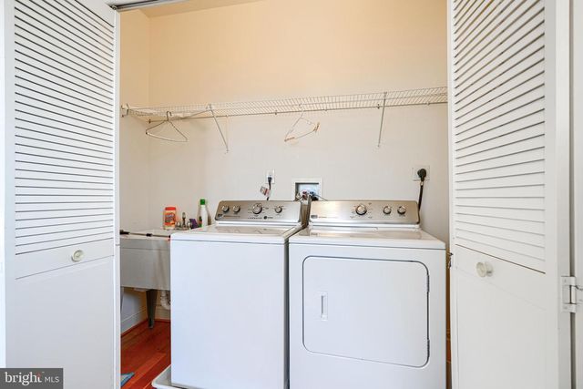 2215 SOUTH RD, Baltimore, MD 21209