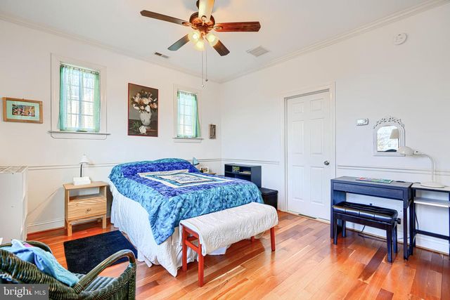 2215 SOUTH RD, Baltimore, MD 21209