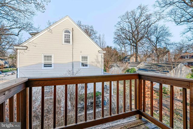 2215 SOUTH RD, Baltimore, MD 21209