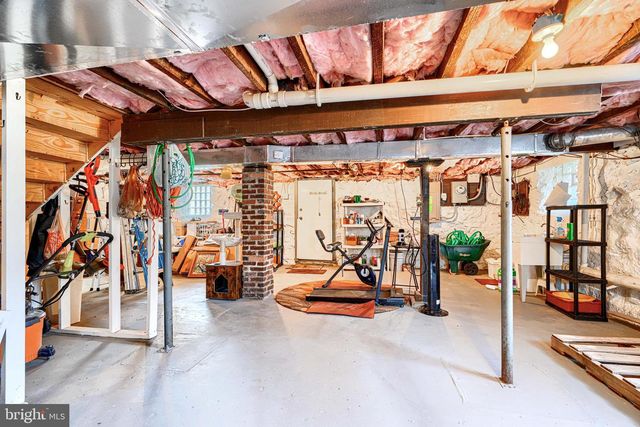 2215 SOUTH RD, Baltimore, MD 21209