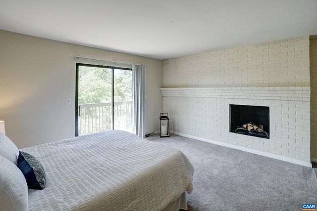 239 HARVEST DR, Charlottesville, VA 22903