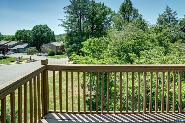 239 HARVEST DR, Charlottesville, VA 22903