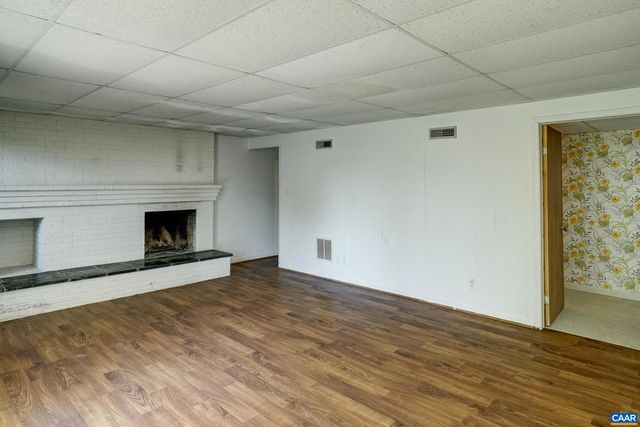 239 HARVEST DR, Charlottesville, VA 22903