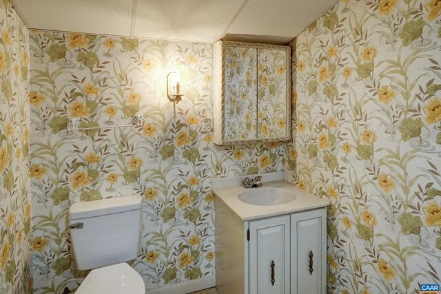 239 HARVEST DR, Charlottesville, VA 22903