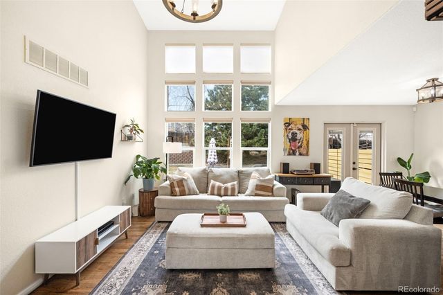 811 Union Street, Lakewood, CO 80401