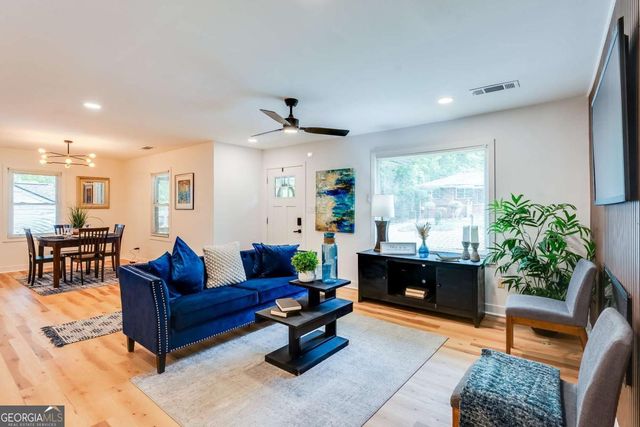 766 Pegg Road SW, Atlanta, GA 30315