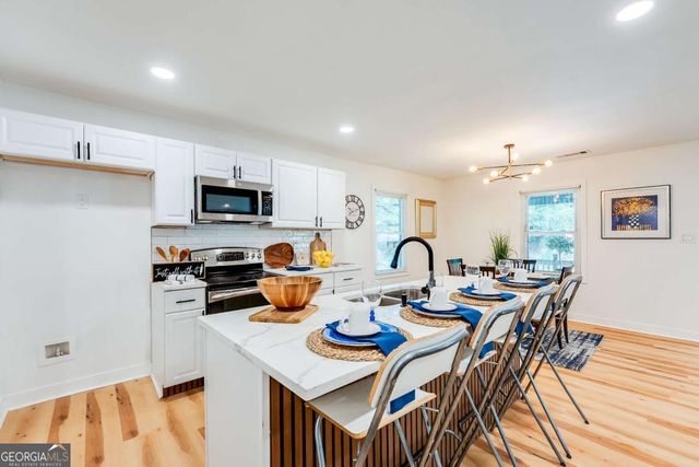 766 Pegg Road SW, Atlanta, GA 30315