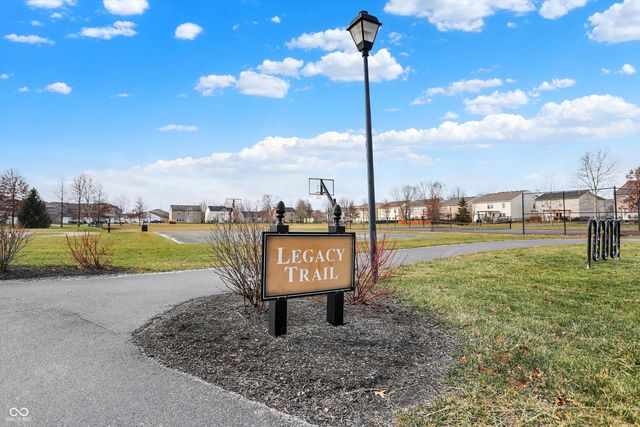 2546 Bridlewood Drive, Franklin, IN 46131