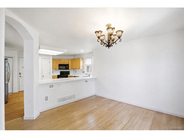 3449 S Espana Ct, Aurora, CO 80013