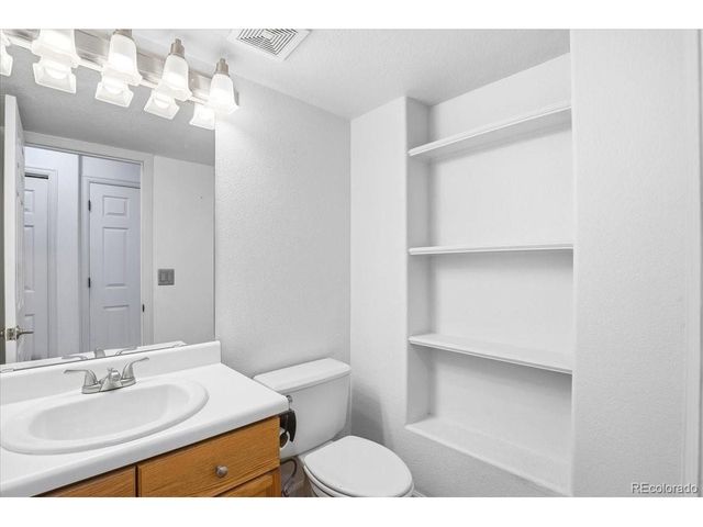 3449 S Espana Ct, Aurora, CO 80013