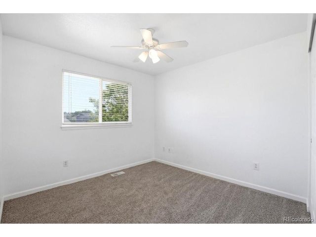 3449 S Espana Ct, Aurora, CO 80013