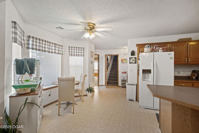 2003 Blue Jay Drive, Webb City, MO 64870