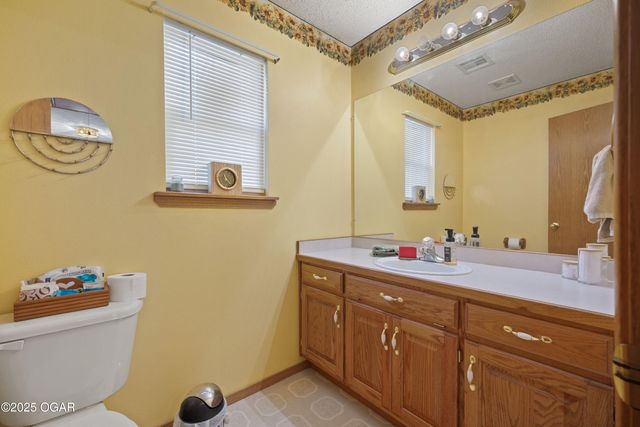 2003 Blue Jay Drive, Webb City, MO 64870