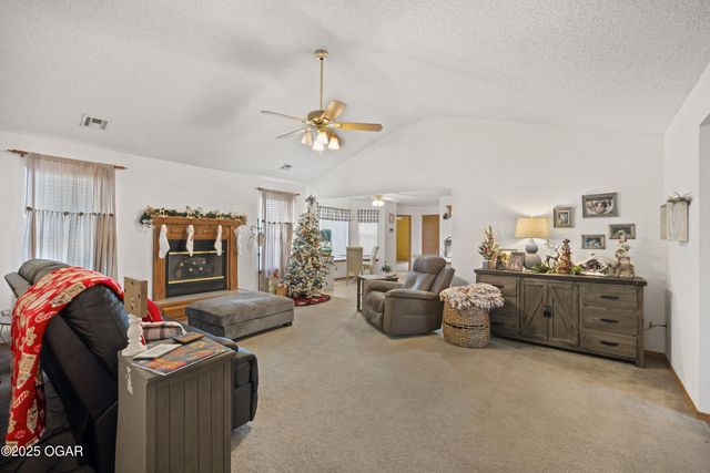 2003 Blue Jay Drive, Webb City, MO 64870