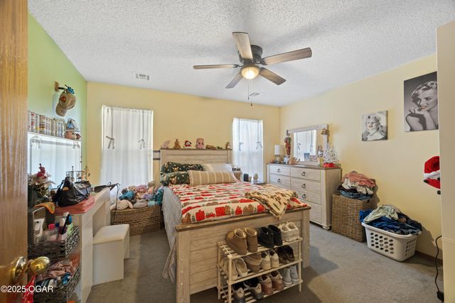 2003 Blue Jay Drive, Webb City, MO 64870