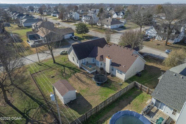 2003 Blue Jay Drive, Webb City, MO 64870