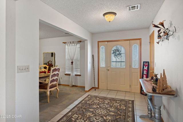 2003 Blue Jay Drive, Webb City, MO 64870