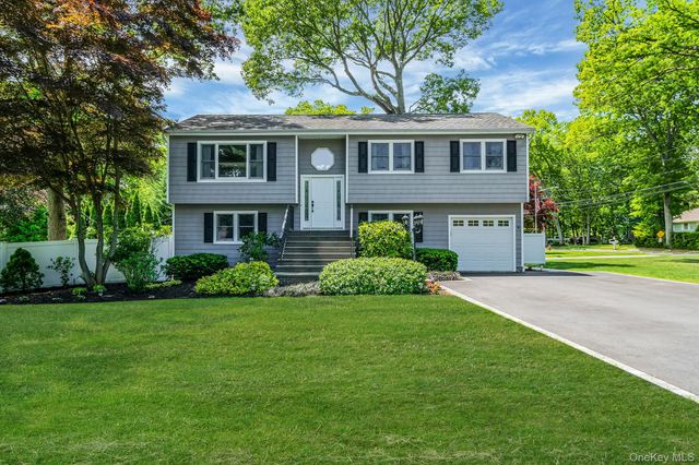 74A Hilltop Drive A, Smithtown, NY 11787
