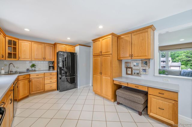 74A Hilltop Drive A, Smithtown, NY 11787