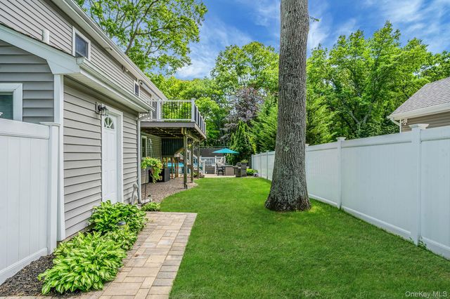 74A Hilltop Drive A, Smithtown, NY 11787