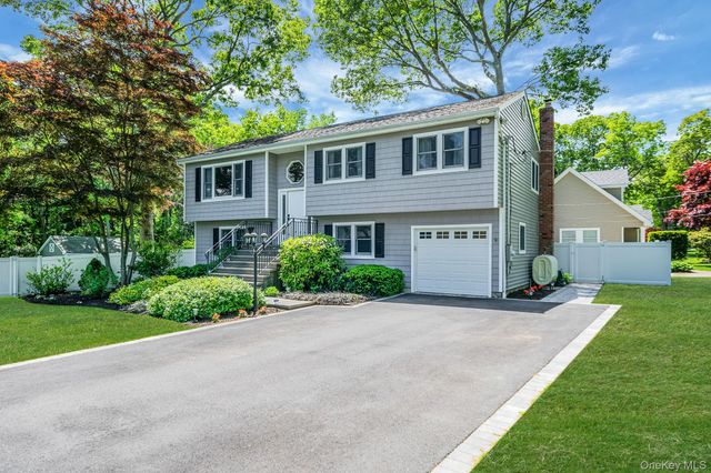 74A Hilltop Drive A, Smithtown, NY 11787