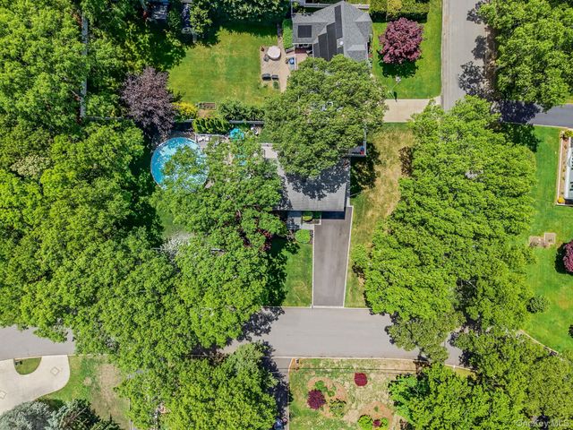 74A Hilltop Drive A, Smithtown, NY 11787