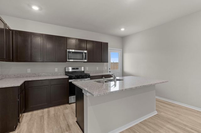 2910 Rockwood Drive, Rosharon, TX 77583