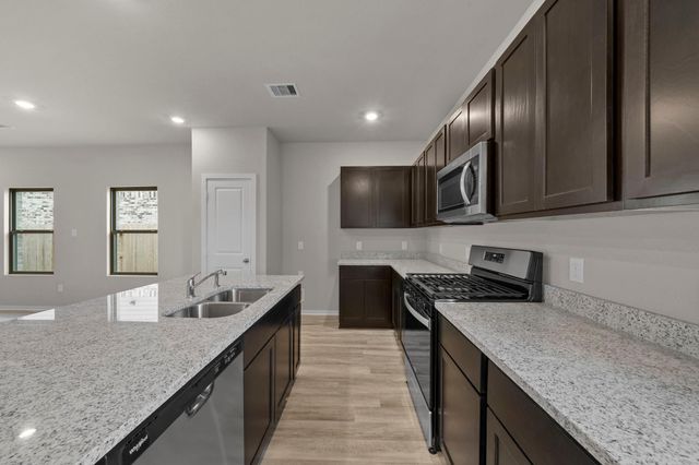 2910 Rockwood Drive, Rosharon, TX 77583