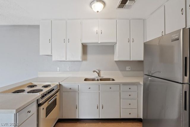 1417 Elizabeth Avenue 4, Las Vegas, NV 89119