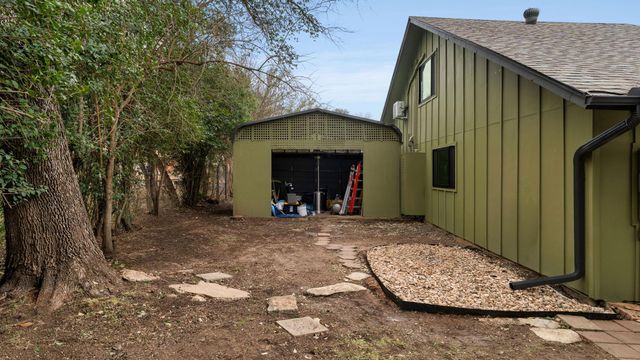 404 Whitetail DR, Manchaca, TX 78652