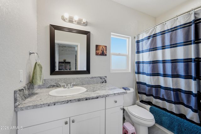 42714 N 11TH Avenue, New River, AZ 85087