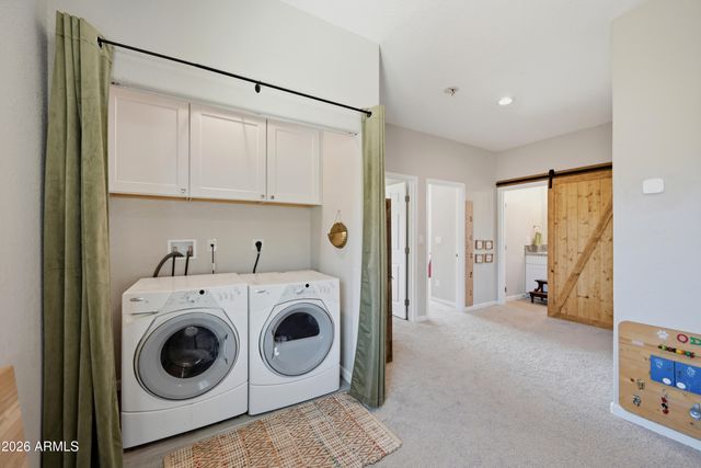 42714 N 11TH Avenue, New River, AZ 85087