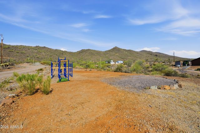 42714 N 11TH Avenue, New River, AZ 85087